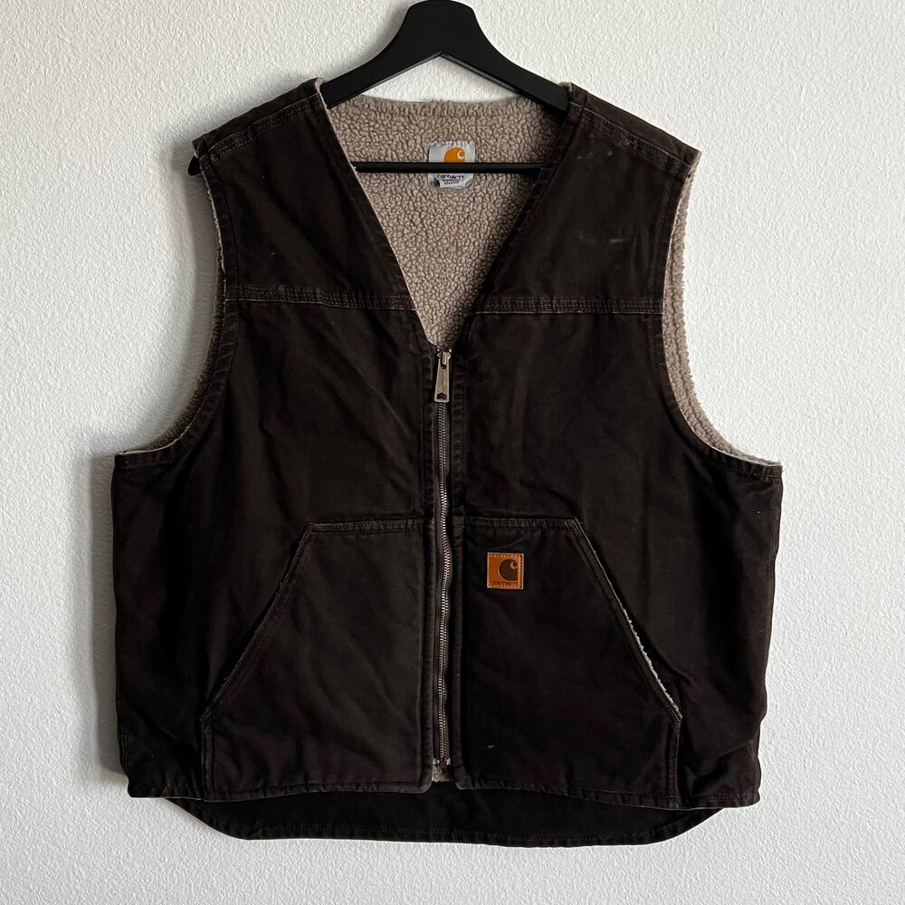Carhartt V26 DKB brown work wear vest